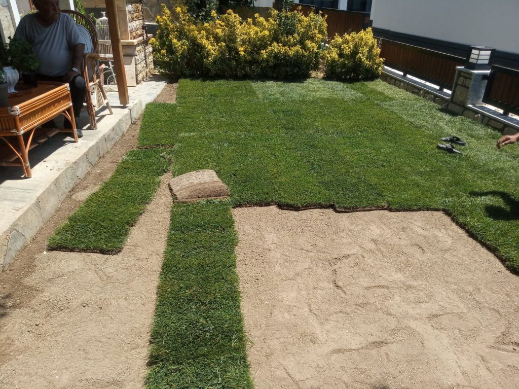 gömeç odun kesim ağaç işleri bahçe düzenlemesi bahçıvan nakliye rulo çim çapa budama30